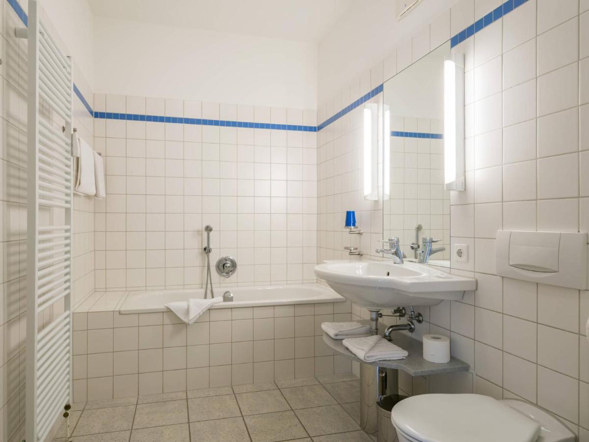 Kaiservillen Heringsdorf - 1-Raum-Ferienwohnung Mit Balkon Dr3 Екстериор снимка